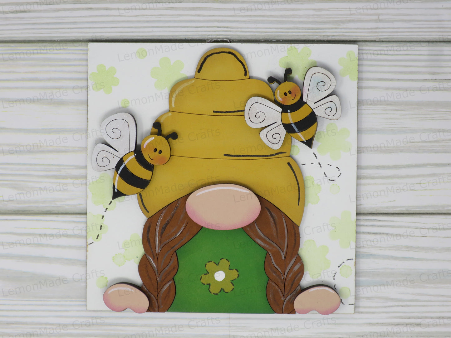 Interchangeable Tile: Gnome Bee