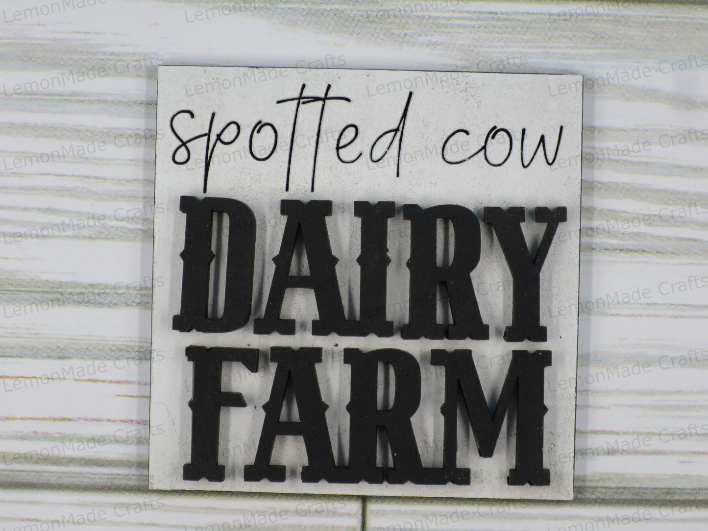 Interchangeable Mini Tile: Cow Farm