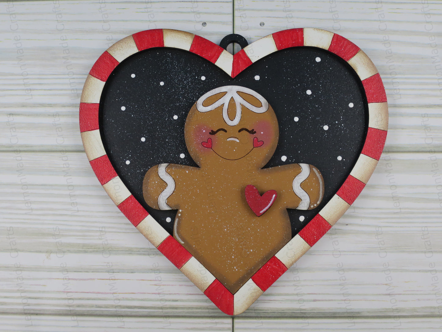 Ornament-Gingerbread Baking