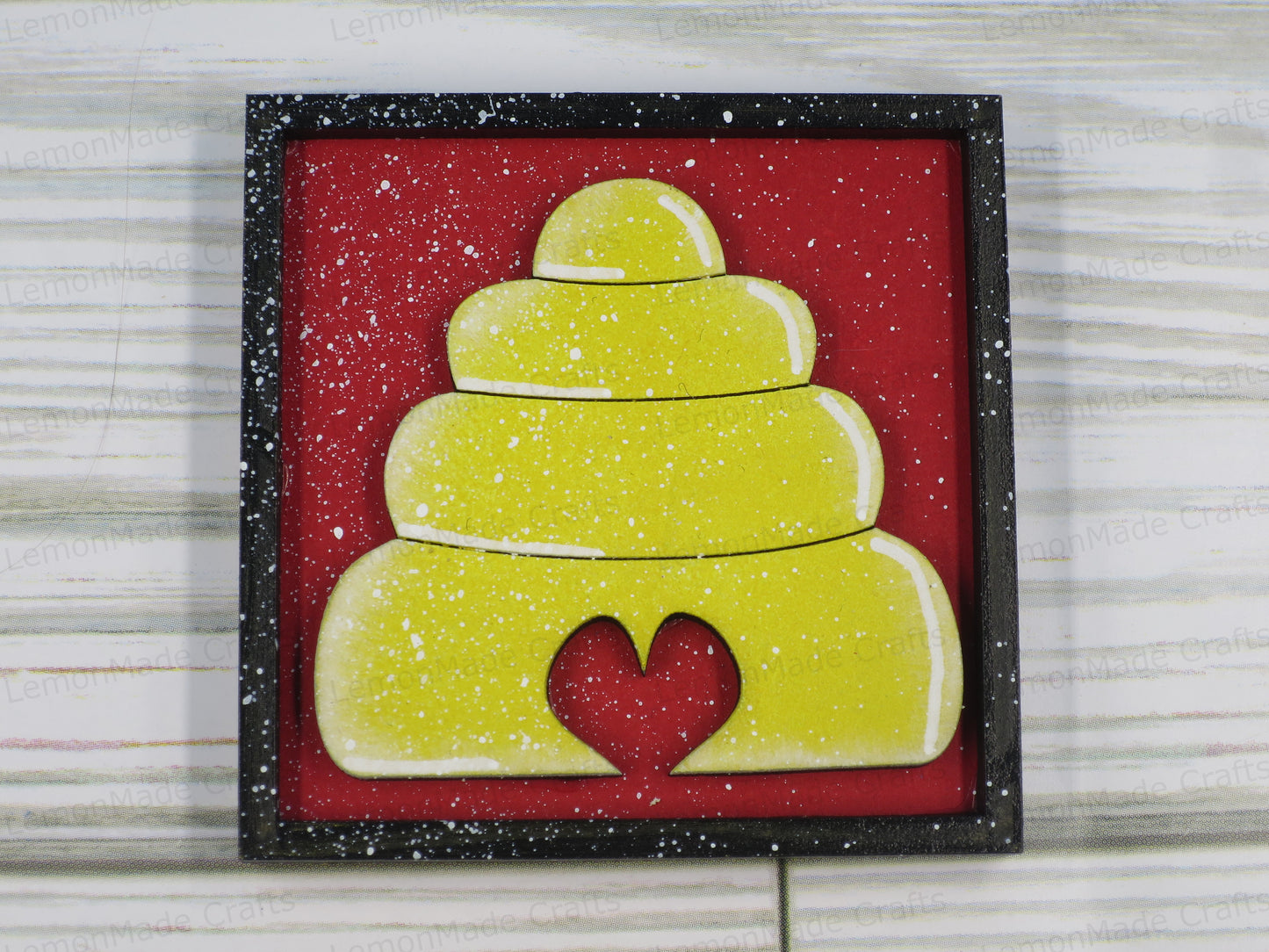 Interchangeable Mini Tile: Bee Valentine