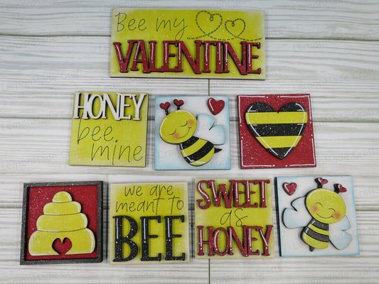 Interchangeable Mini Tile: Bee Valentine