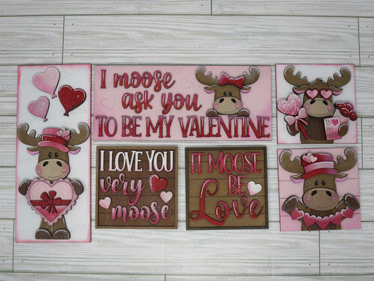 Interchangeable Tile: Moose Valentine Love