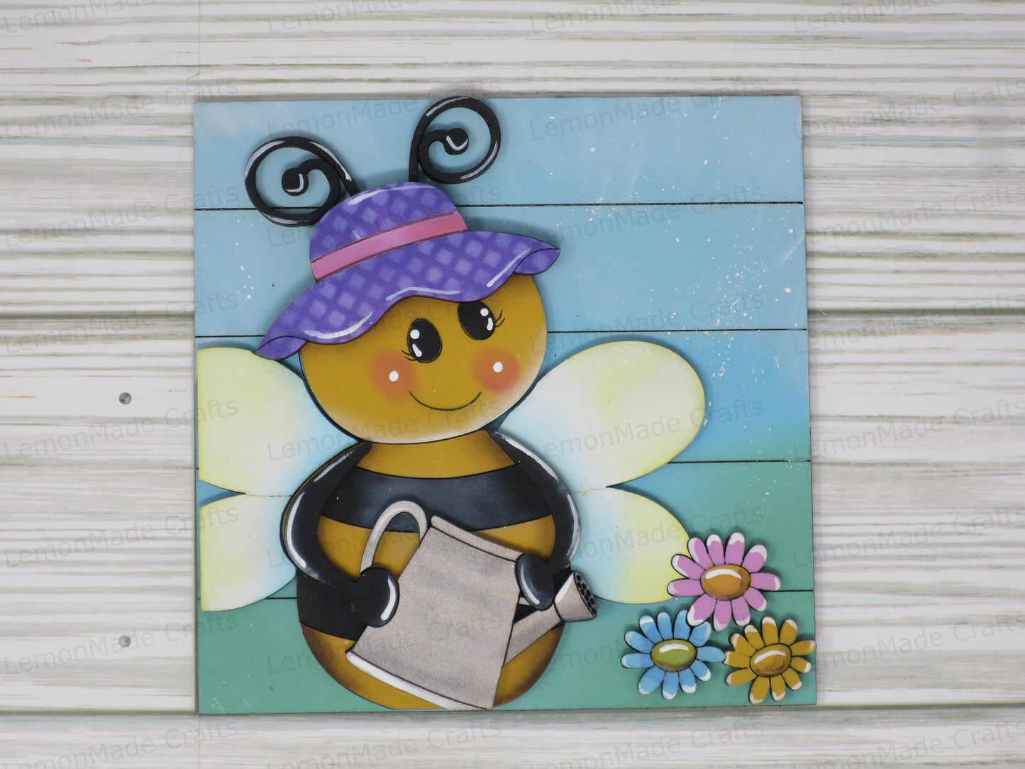 Interchangeable Tile: Bee Spring