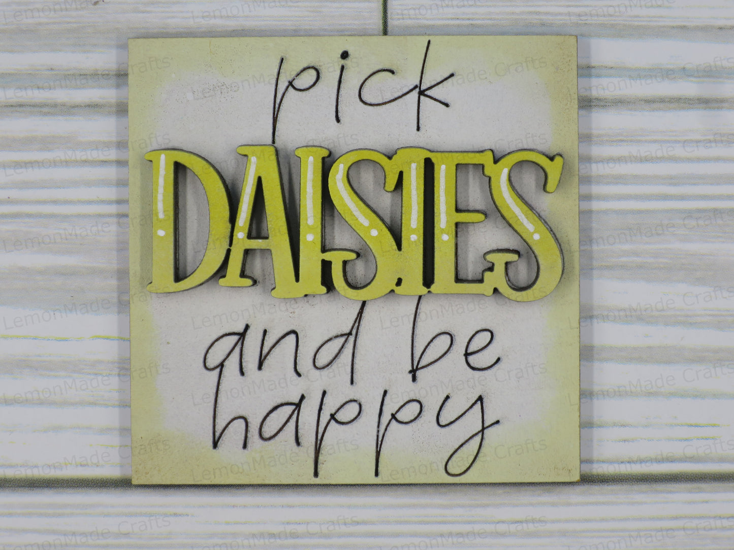 Interchangeable Mini Tile: Daisy