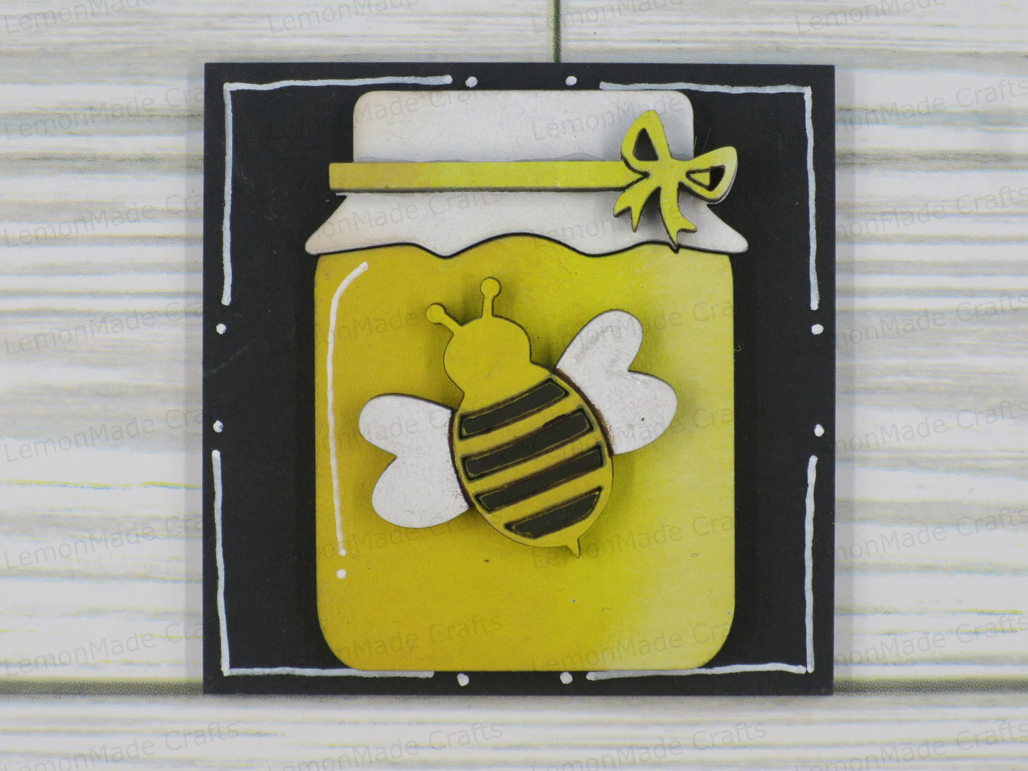 Interchangeable Mini Tile: Bee