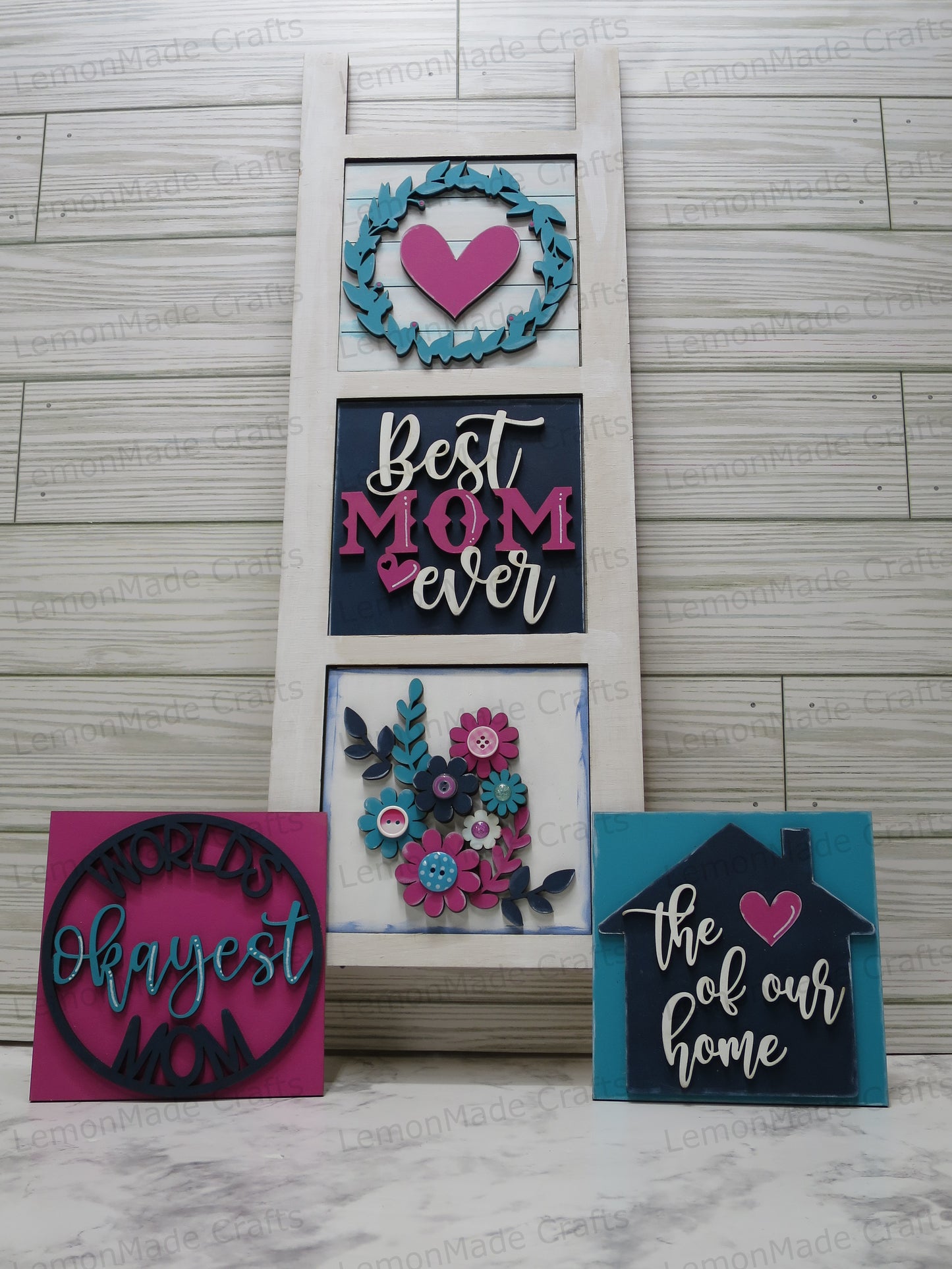 Interchangeable Tile: Mom